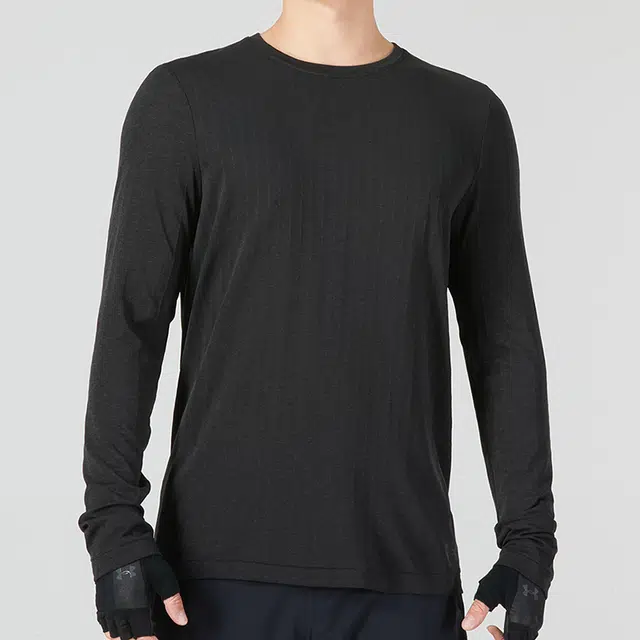 Under Armour T