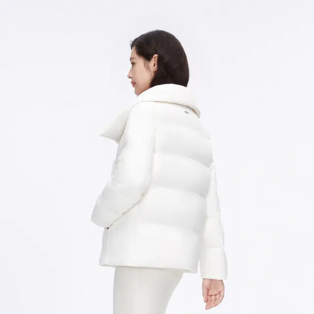 波司登 纯色翻领拉链羽绒服外套 女款 