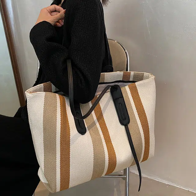 JANE KLAIN Tote