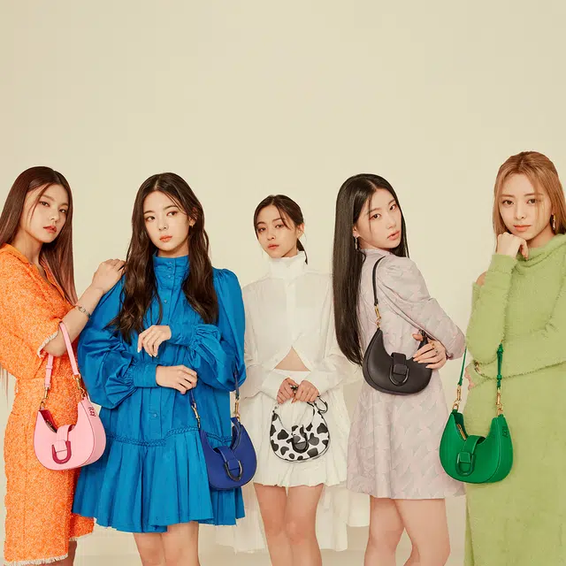 CHARLESKEITH ITZY ck