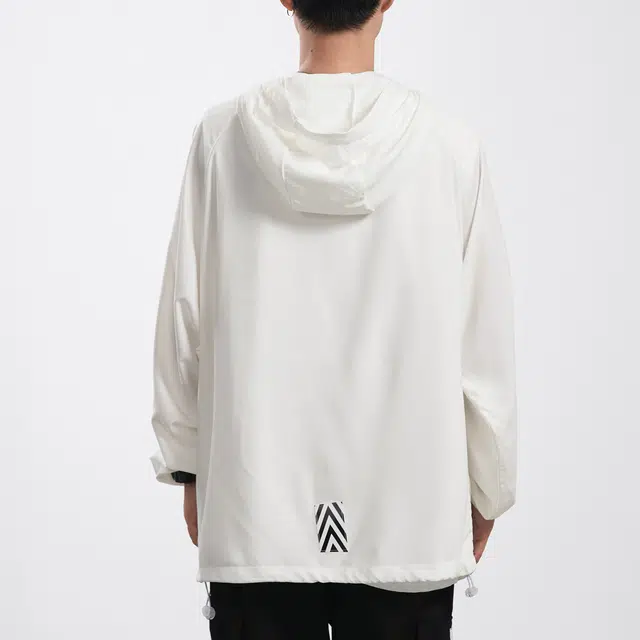 SS23 UPF50+ Logo
