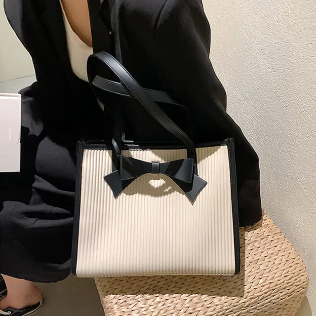 JANE KLAIN PU Tote