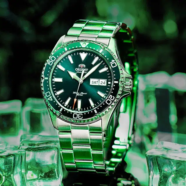 ORIENT 200 RA-AA0004E19B