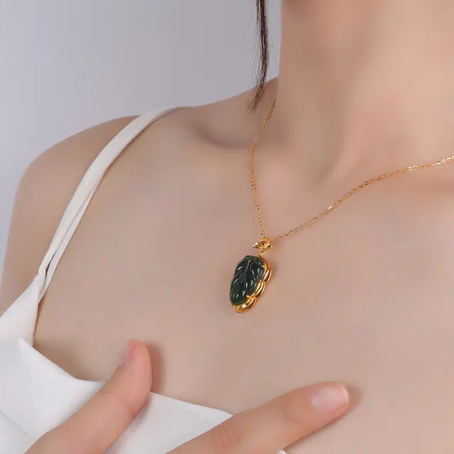IS YOU 18K