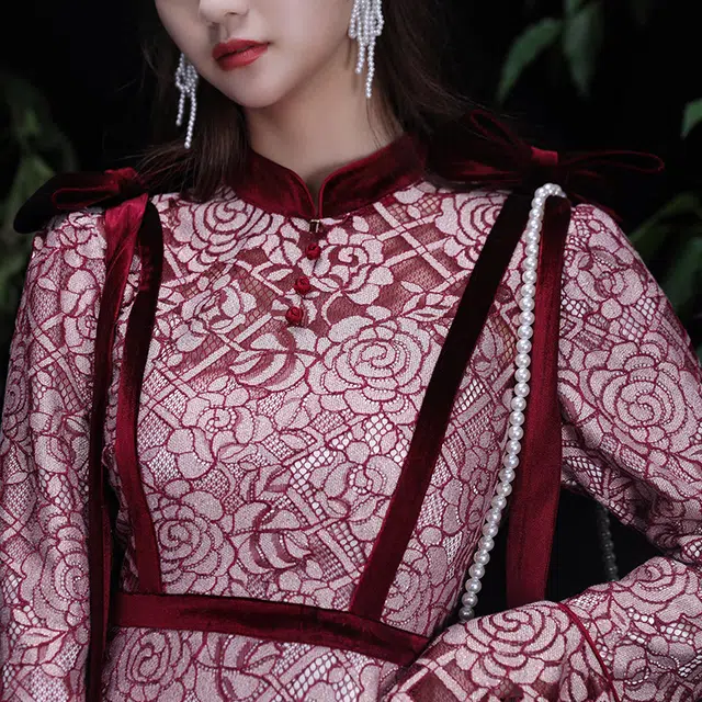 槿爷东方 绯色纹玫瑰丝绒拼接新中式蝴蝶结系带长袖仙女连衣裙 女款 红色