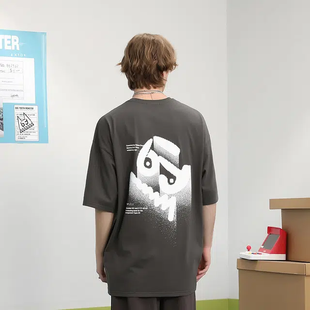 bt T