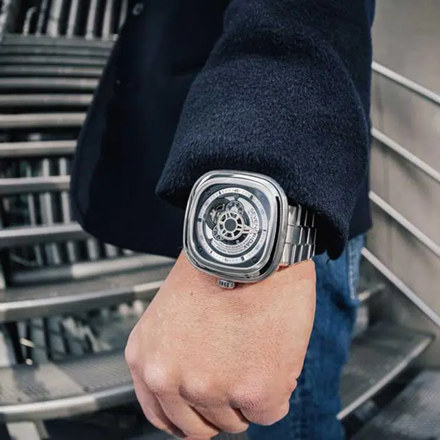 SEVENFRIDAY P 30 47.6mm*47mm P1B01M