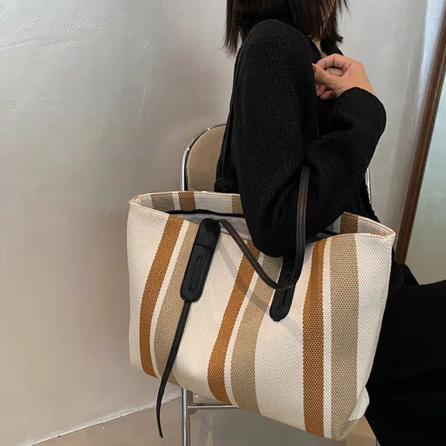 JANE KLAIN Tote