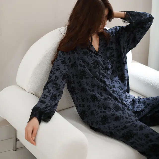 美腾 纯棉春秋款蕾丝袖口长袖碎花睡衣长裤宽松家居服套装 女款 蓝紫色 礼盒款