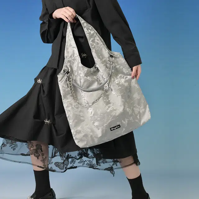 Tote