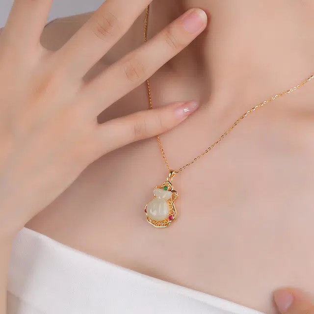IS YOU 18K