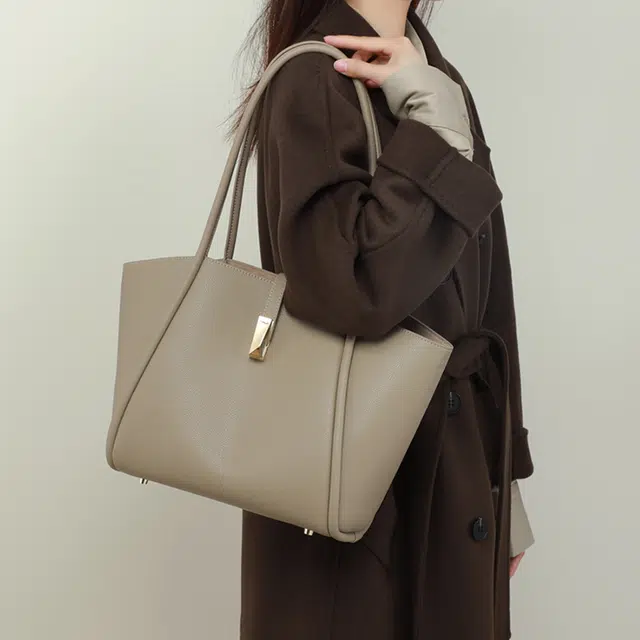 VINEY Tote