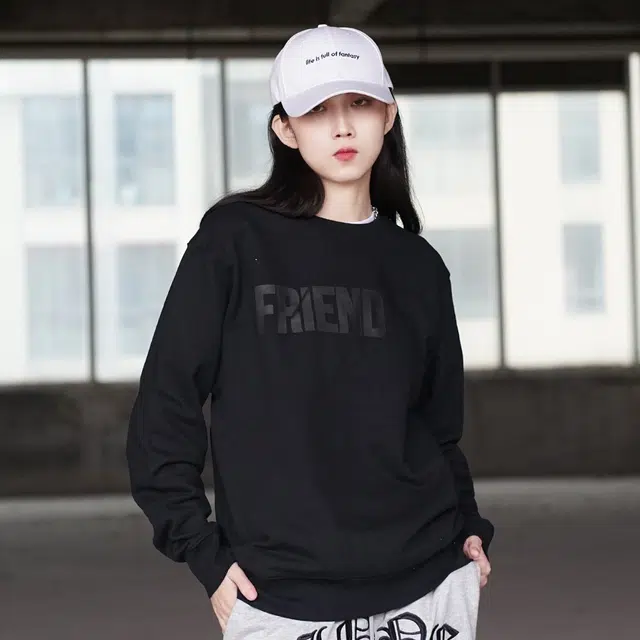 VLONE Crewneck Friends-Logo