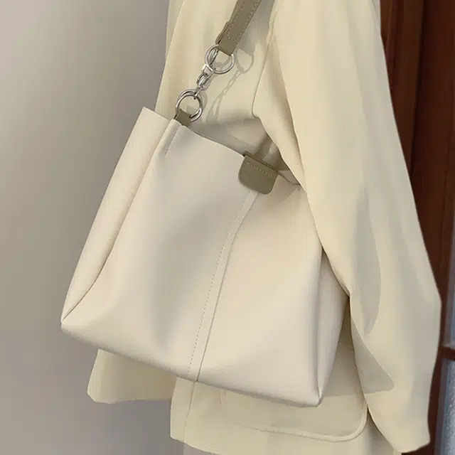 VINEY Tote