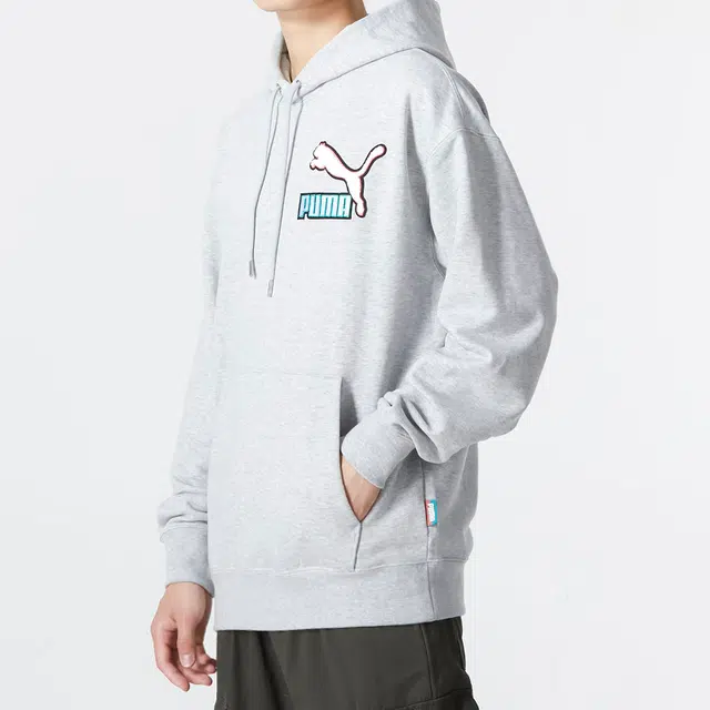 Puma Fandom Hoodie Logo