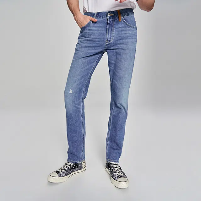 Lee