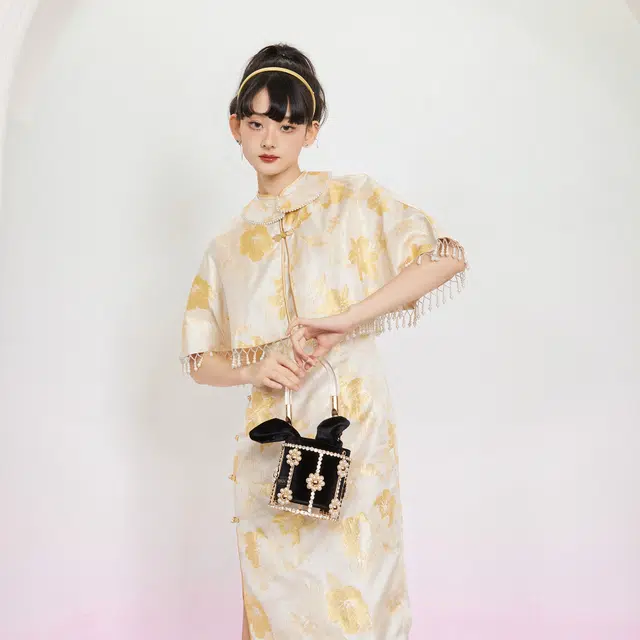 槿爷东方 椿花佩 花卉刺绣立领短袖长旗袍 女款 杏黄色