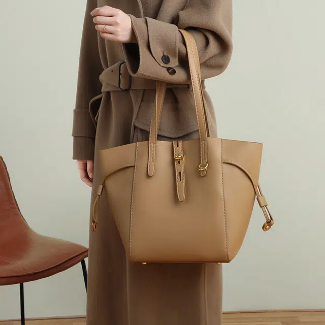 VINEY Tote