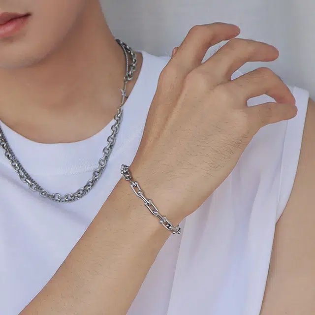 BYG U