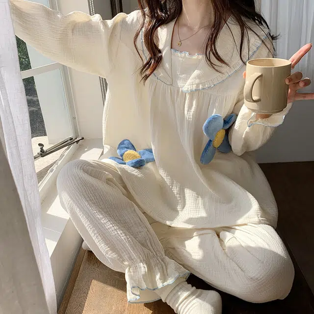 橡柠派 家居服女秋冬季纯棉纱布可爱公主风睡衣长袖套头立体花朵高级感学生家居套装 女款 象牙白