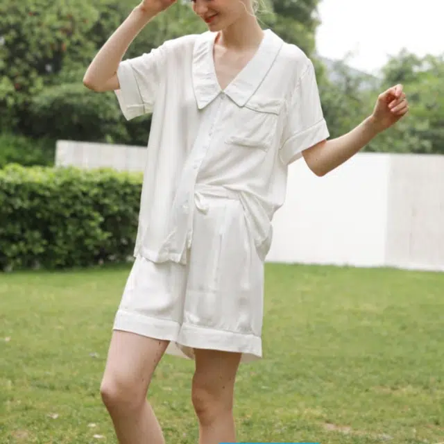 怡吾色 夏季简约纯色家居服短袖套装 法式开衫睡衣女 短袖短裤  送妈妈