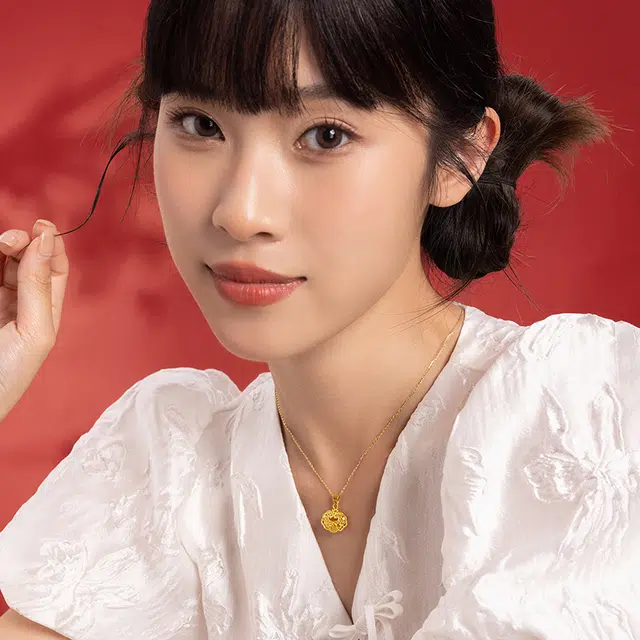 周六福 如意福锁锁住福运不含链 足金 按克计价 黄金吊坠 女款