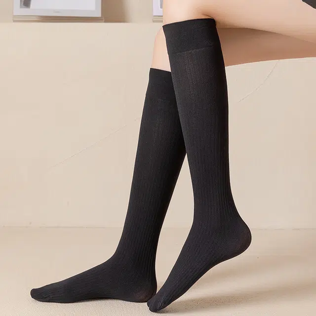 弗利少女 纯色弹力小腿袜日系薄款高筒袜 女款
