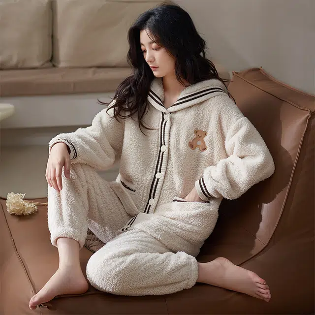 小情歌 珊瑚绒睡衣 冬季 加厚加绒保暖御寒家居服 女款  米白色