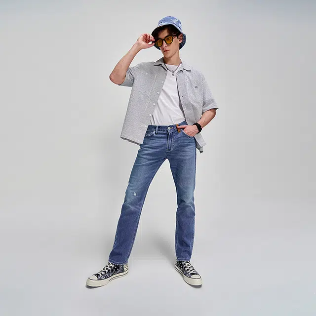 Lee