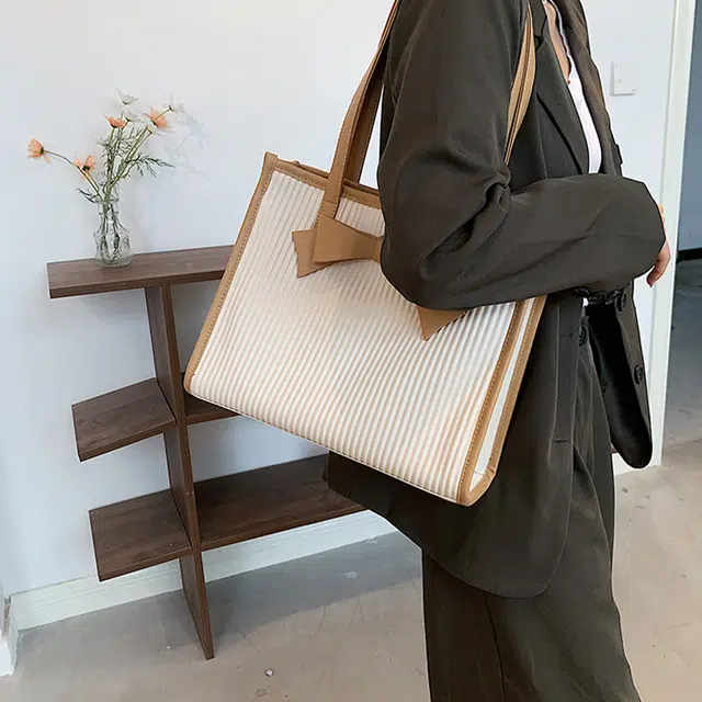 JANE KLAIN PU Tote