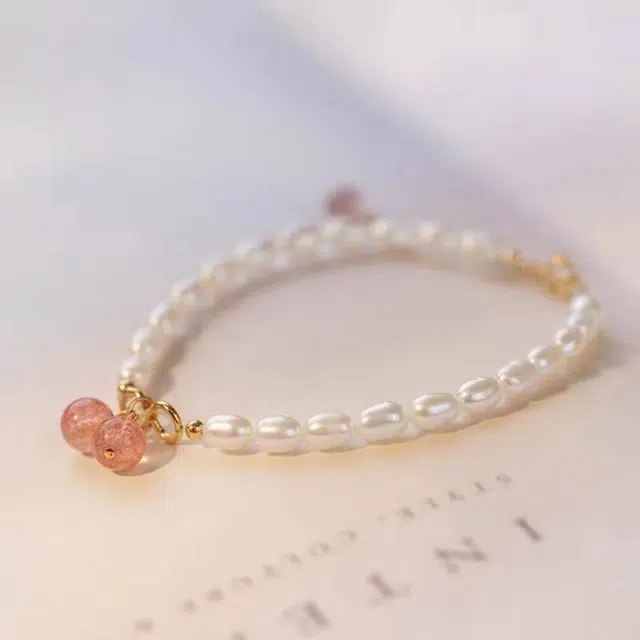 Crafts Women ins