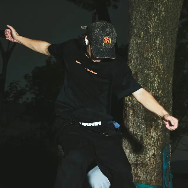 BURNIN x BADFIVE T