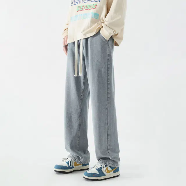 BRNR Basic Washed Loose Jeans