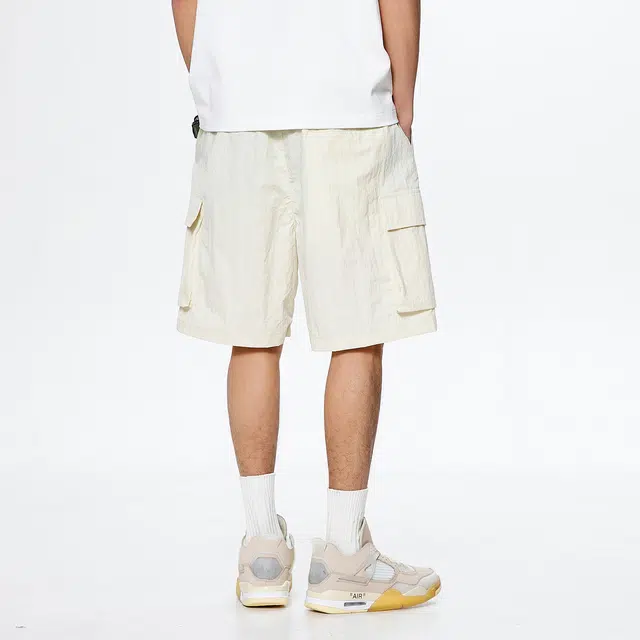 SS22