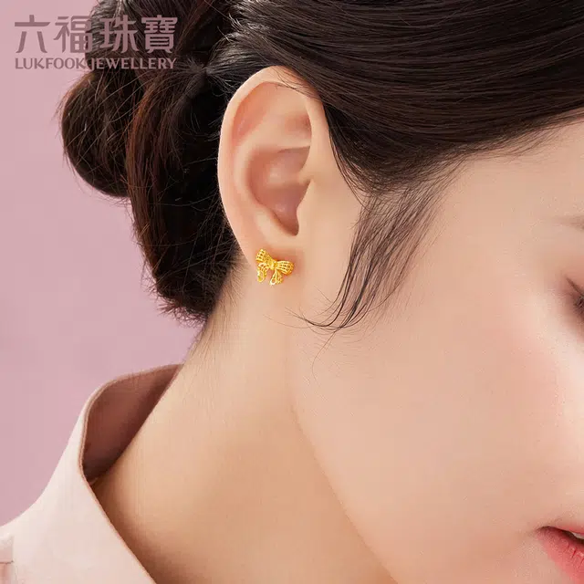 久爱 黄金耳饰蝴蝶结足金耳钉女镂空耳骨钉