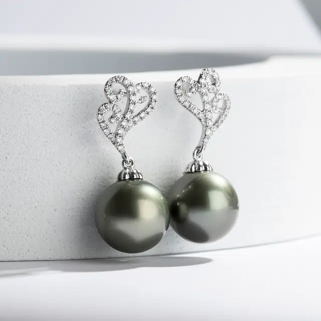CLORIS YING 18k 9-10mm