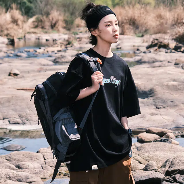 AMBER LIGHT T