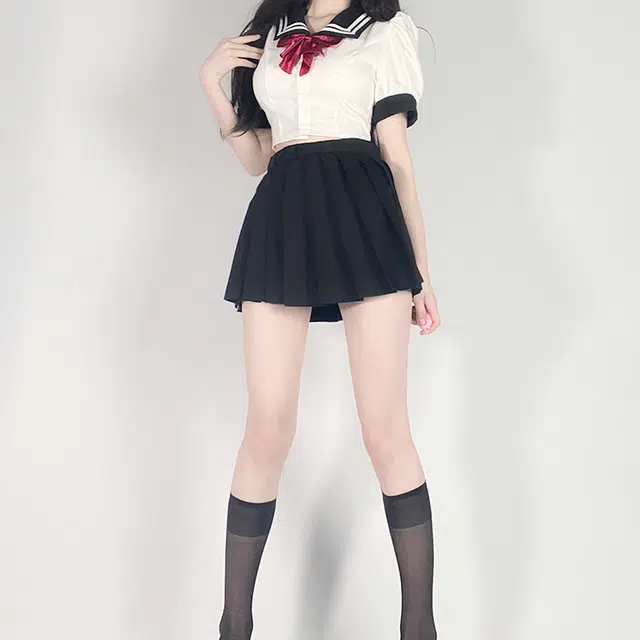九条喵 撞色水手领蝴蝶结短款百褶裙制服套装 女款