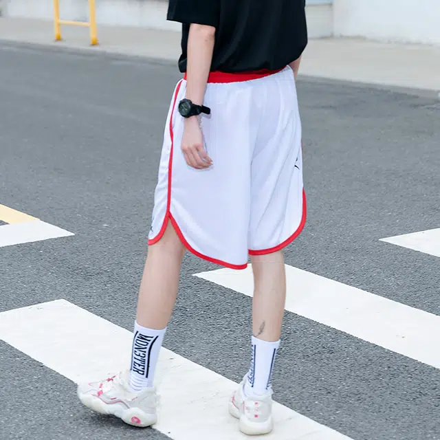 匹克 撞色勾边宽松篮球训练运动短裤 男女同款
