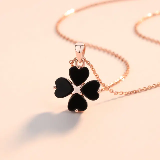 HOLLY RYAN 18K