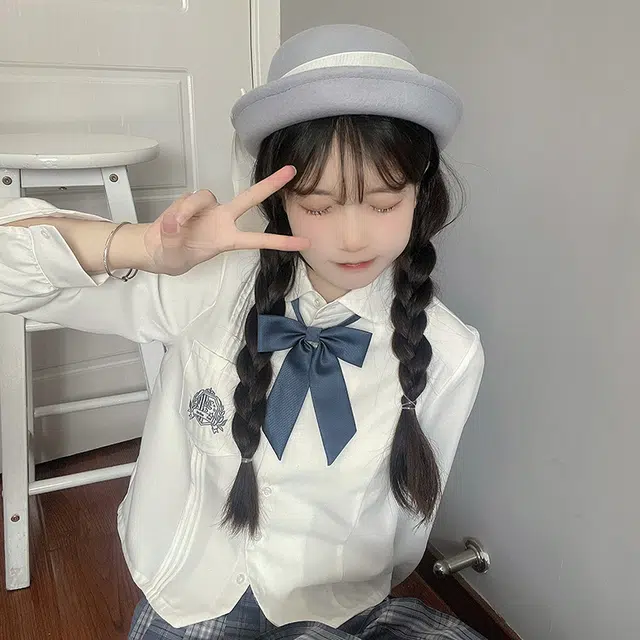 东鲸岁时记 刺绣单排扣翻领长袖衬衫 女款 白色