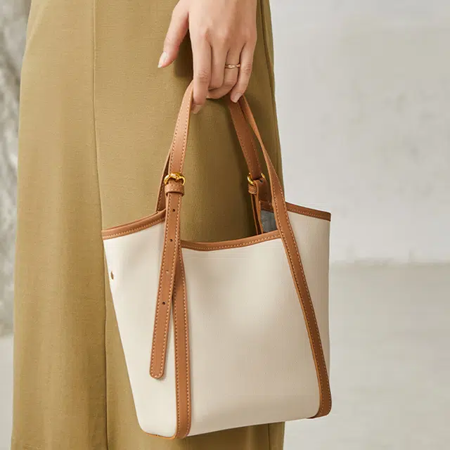 JANE KLAIN Tote