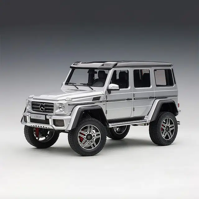 AUTOart 118 MERCEDES-BENZ G500 4X4