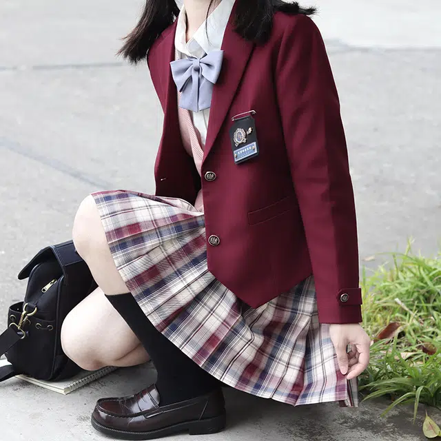 东鲸岁时记 高腰格子百褶半身裙 女款