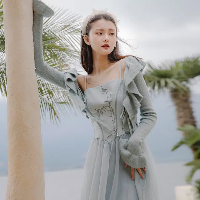 彼得潘大叔 纯色荷叶边薄款长袖针织衫 女款 蓝色