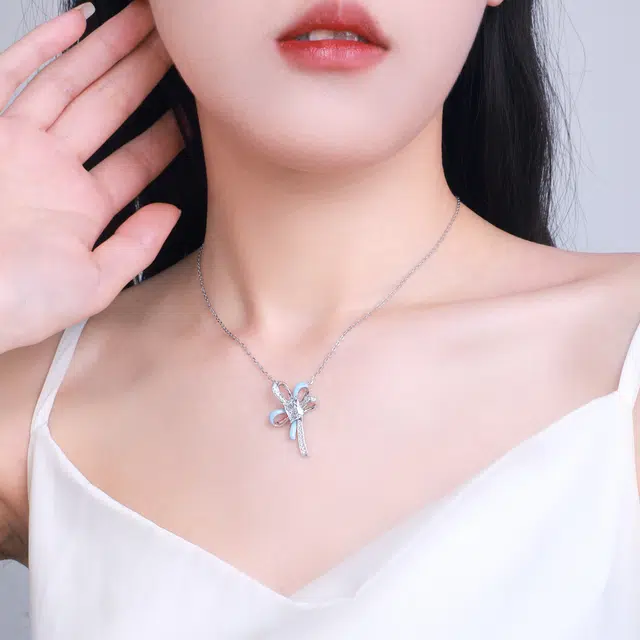 S925