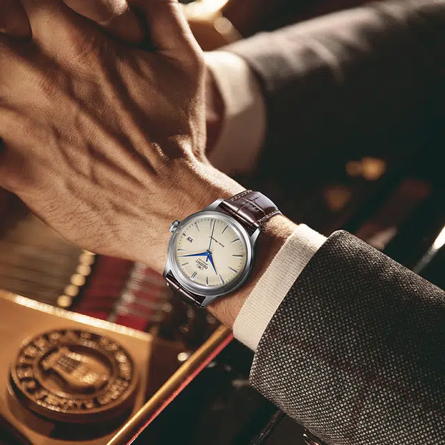 ORIENT 38mm RA-AC0M04Y10B