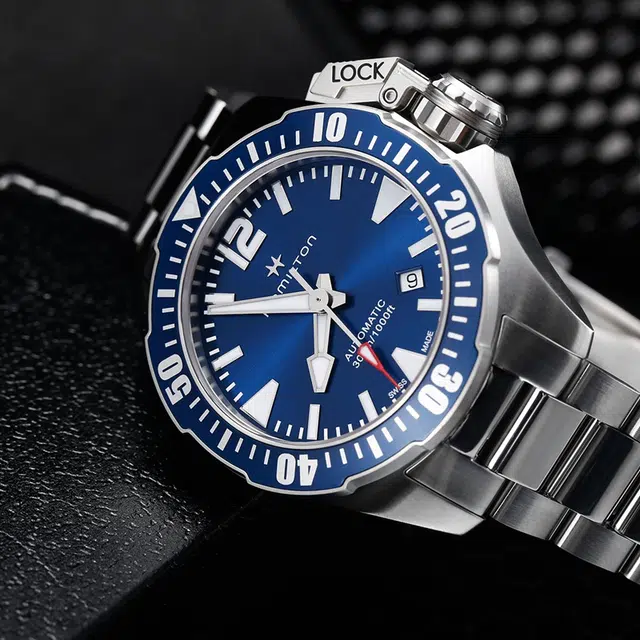 HAMILTON 300 42mm H77705145