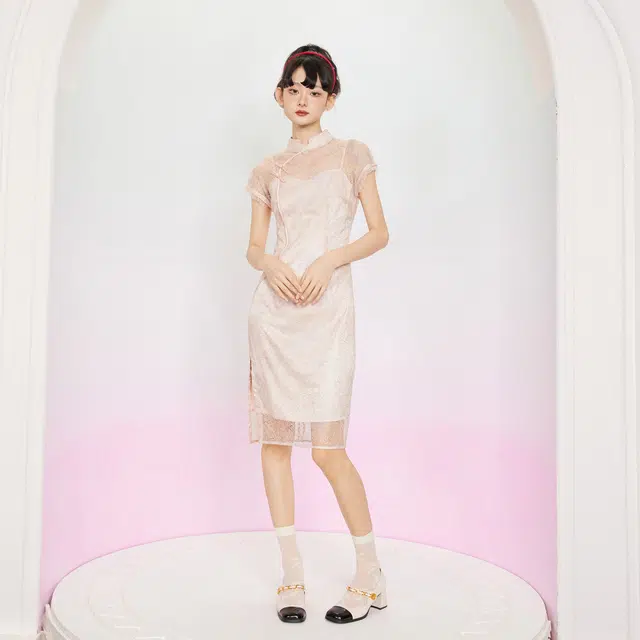 槿爷东方 中式复古纯色优雅短袖旗袍 女款 杏粉色
