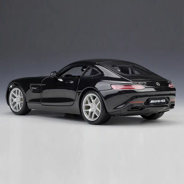 Maisto 118 Mercedes-AMG GT